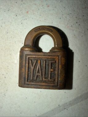 Vintage Yale & Towne MFG CO Pin Tumbler Metal PadLock No Key